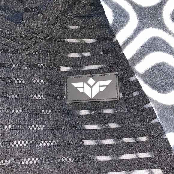 Active Training Sleeveless Hoodie - Picture 7 of 8